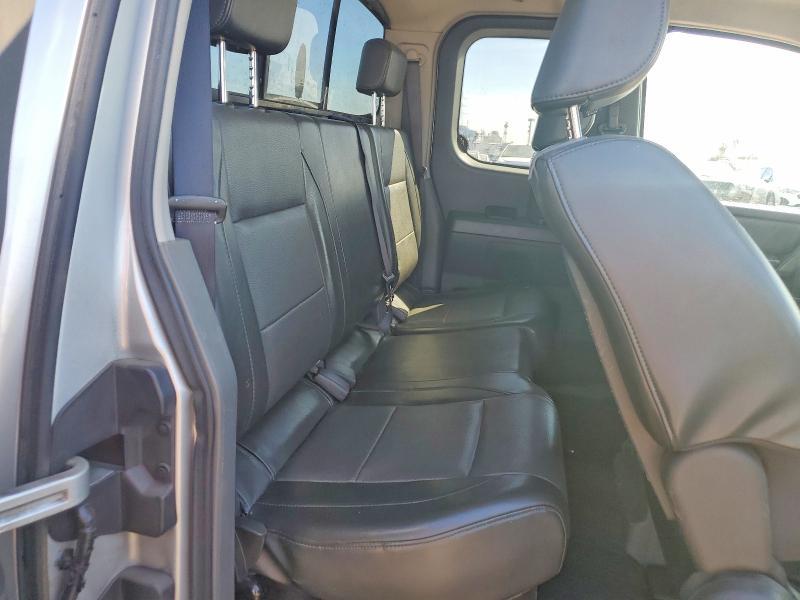 2005 Nissan Titan XE
