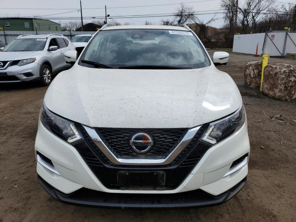 2022 Nissan Rogue Sport sl