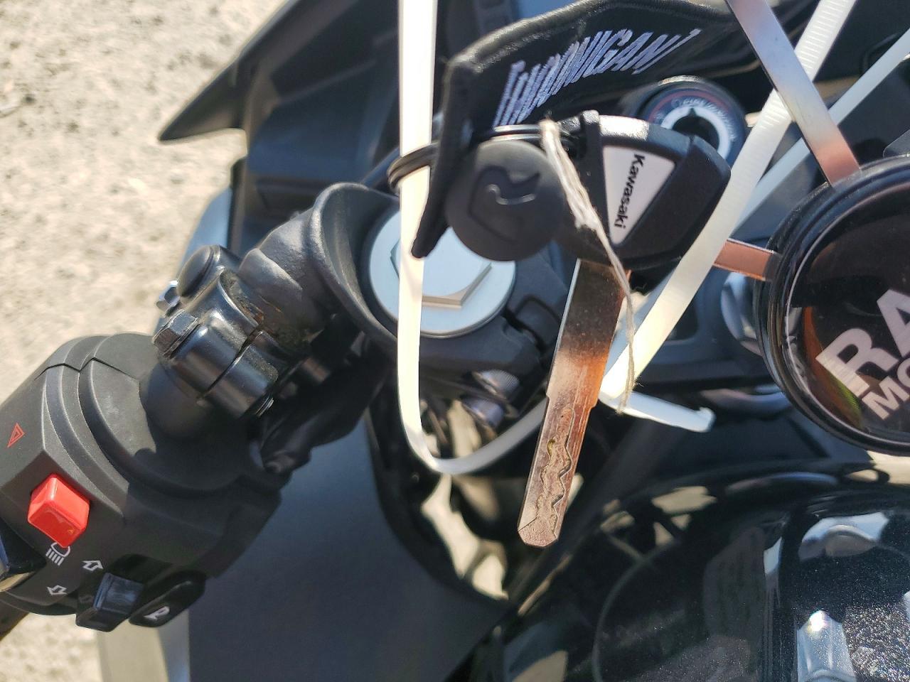 2025 Kawasaki EX500