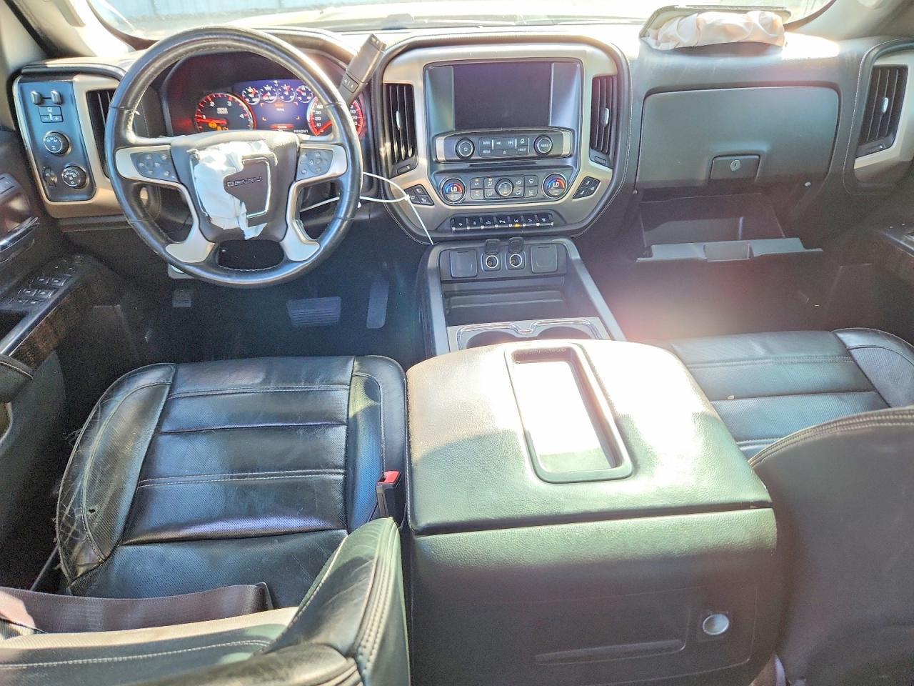 2015 GMC Sierra K2500 Denali