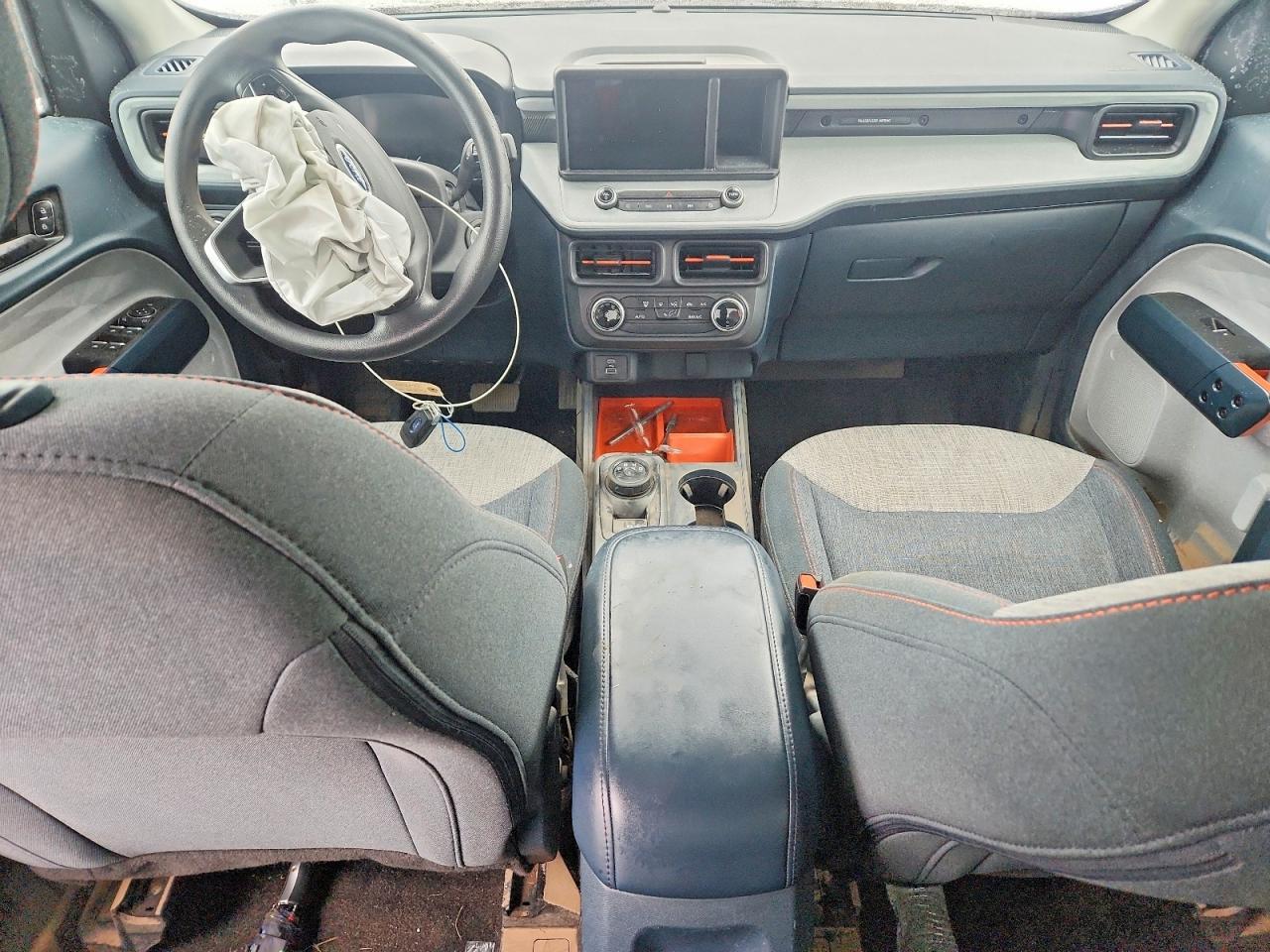 2022 Ford Maverick XL