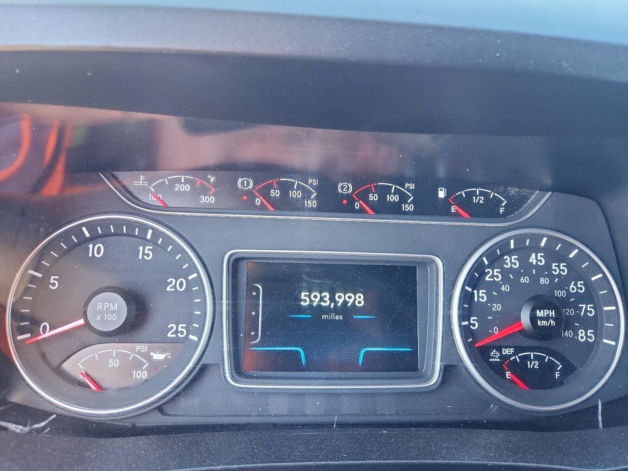 2020 International LT625 Semi Truck