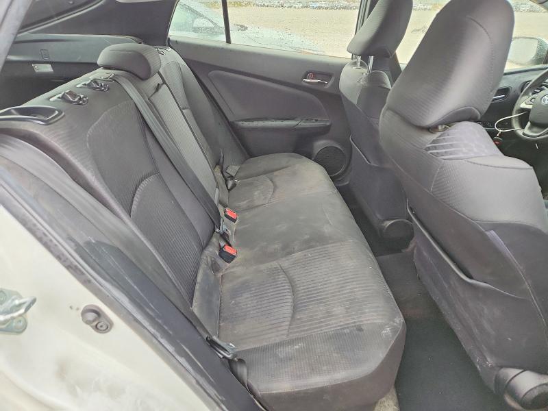 2016 Toyota Prius two