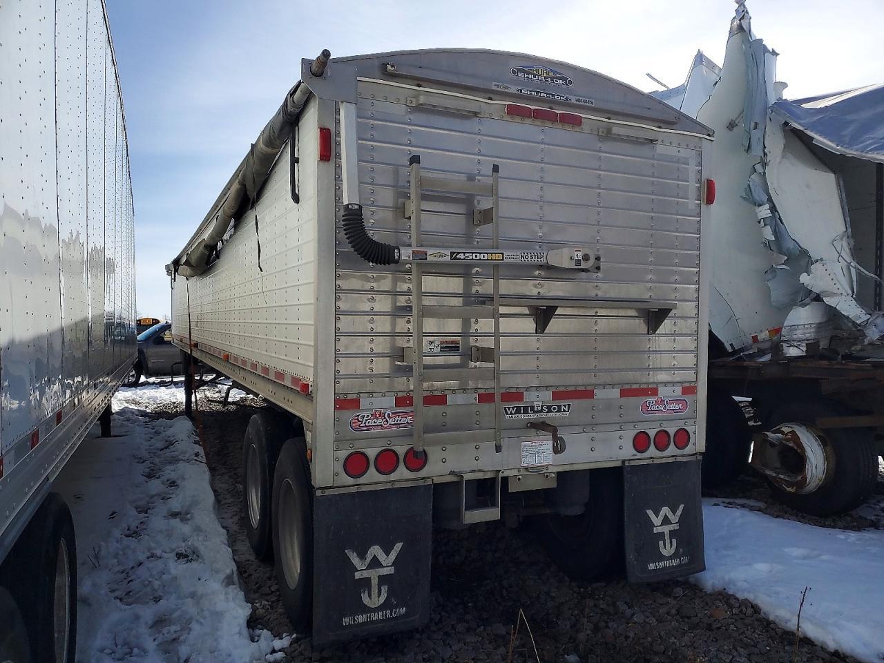 2005 Wilson Hogtrailer Trailer