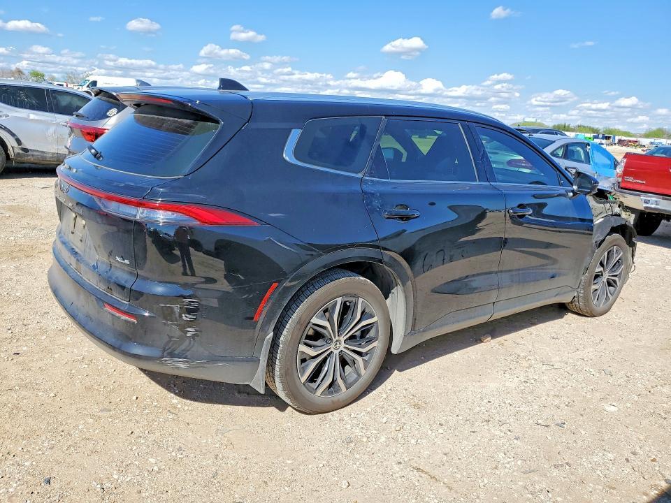 2025 Toyota Crown Signia xle