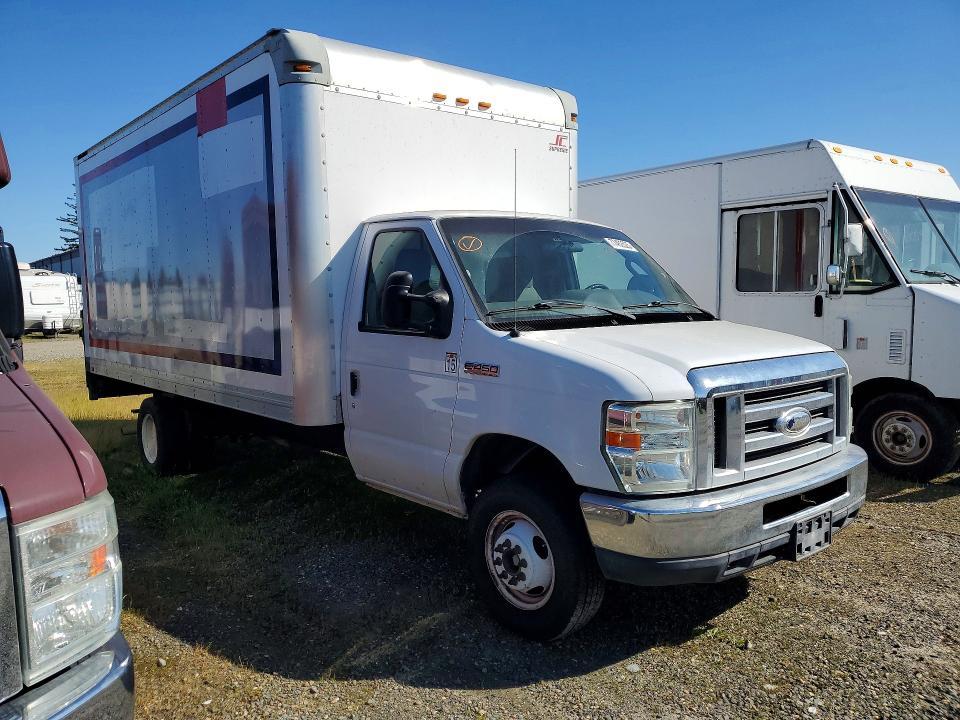 2014 Ford E450 BOX Truck