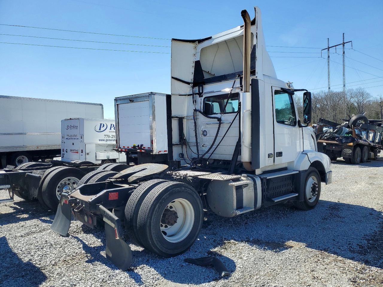 2017 Volvo VNL Semi Truck