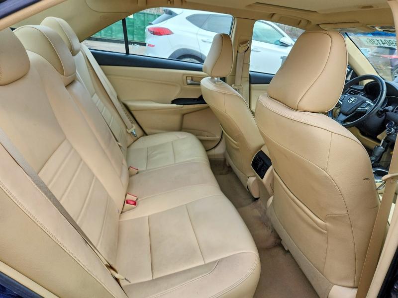 2016 Toyota Camry Hybrid xle