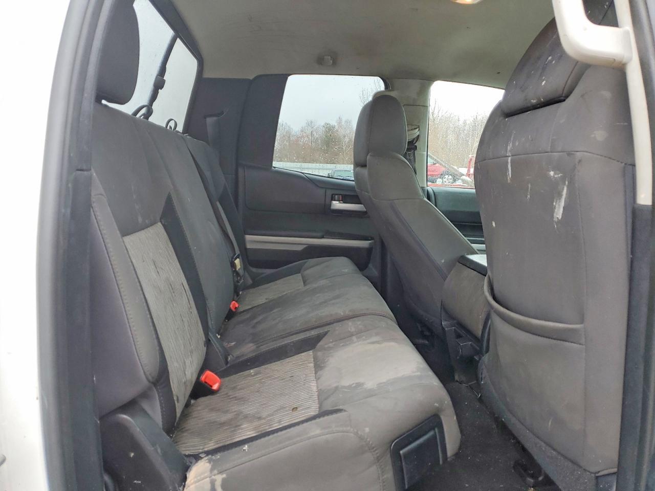 2017 Toyota Tundra SR5 4WD 5.7L V8 Double Cab