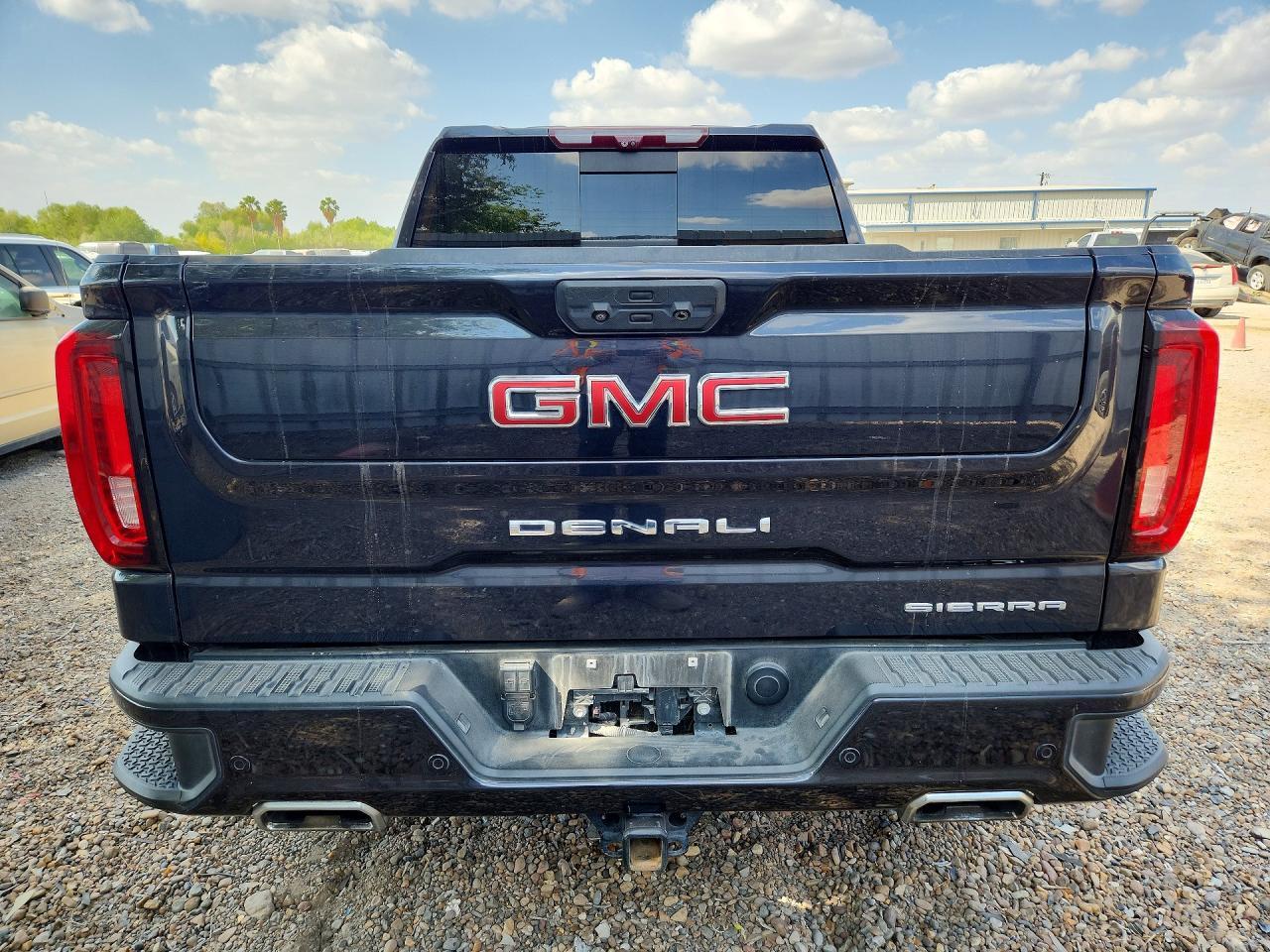 2022 GMC Sierra C1500 Denali