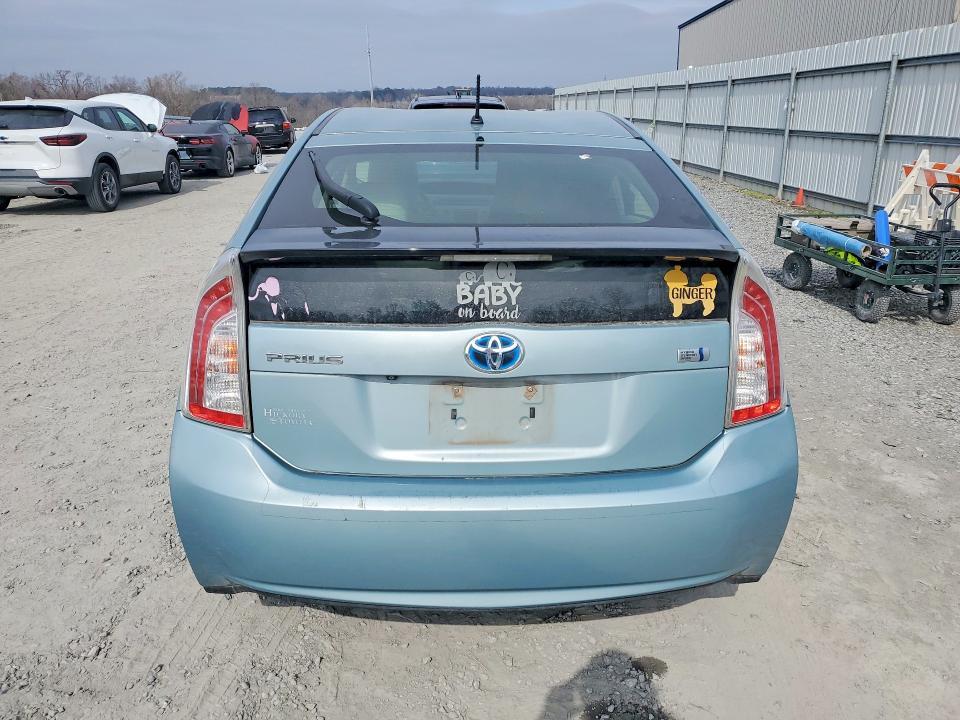 2015 Toyota Prius two