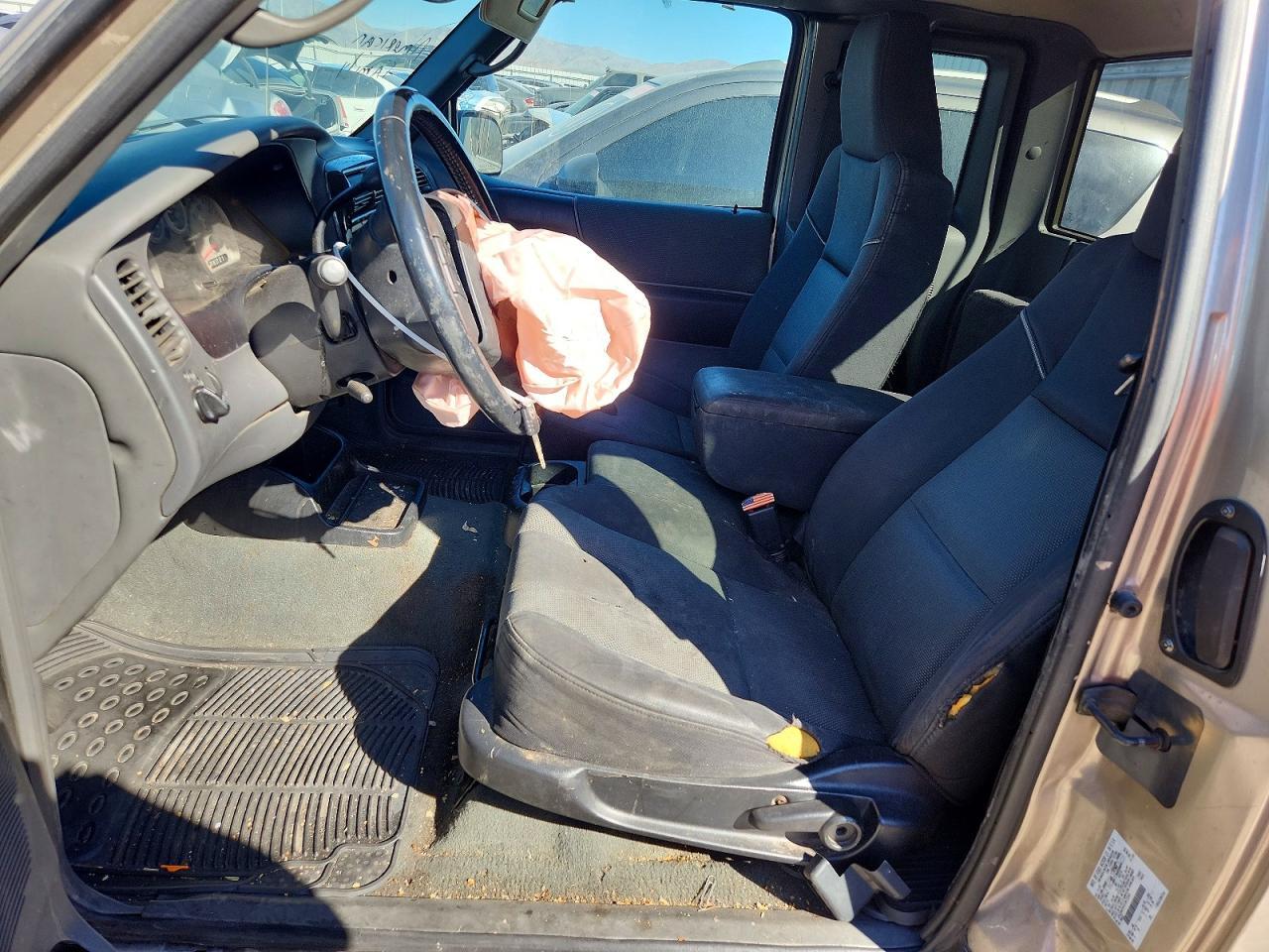 2004 Mazda B4000 Cab