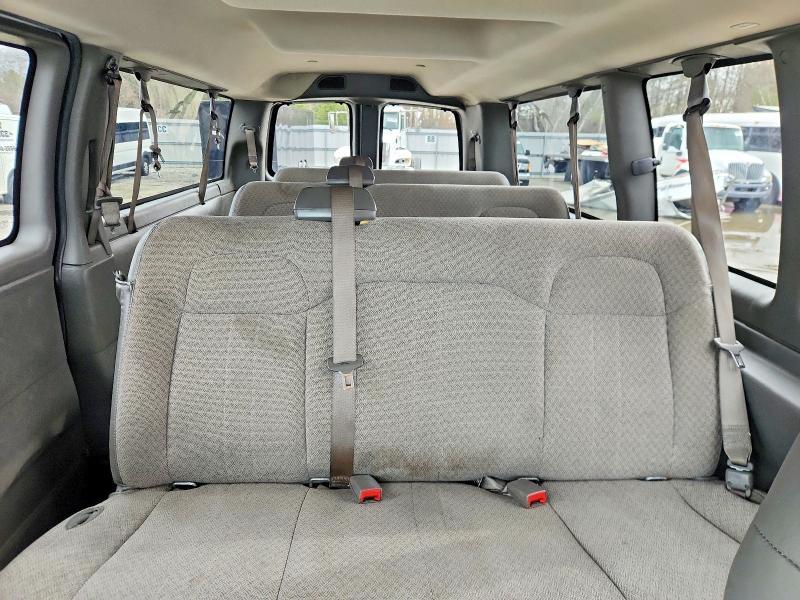 2017 Chevrolet Express G3500 LT