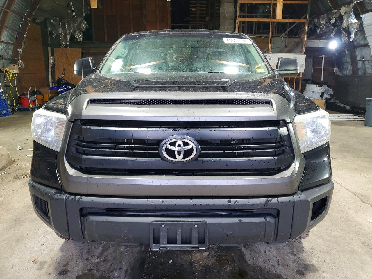 2014 Toyota Tundra SR