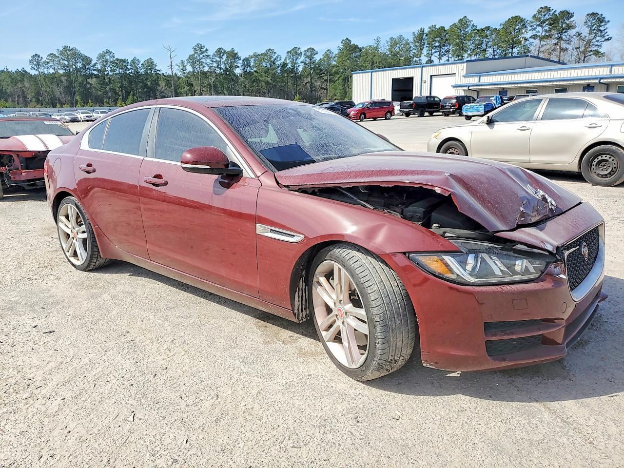2017 Jaguar Xe Prestige
