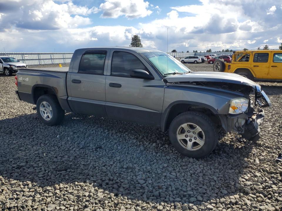 2006 Dodge Dakota Quad SLT