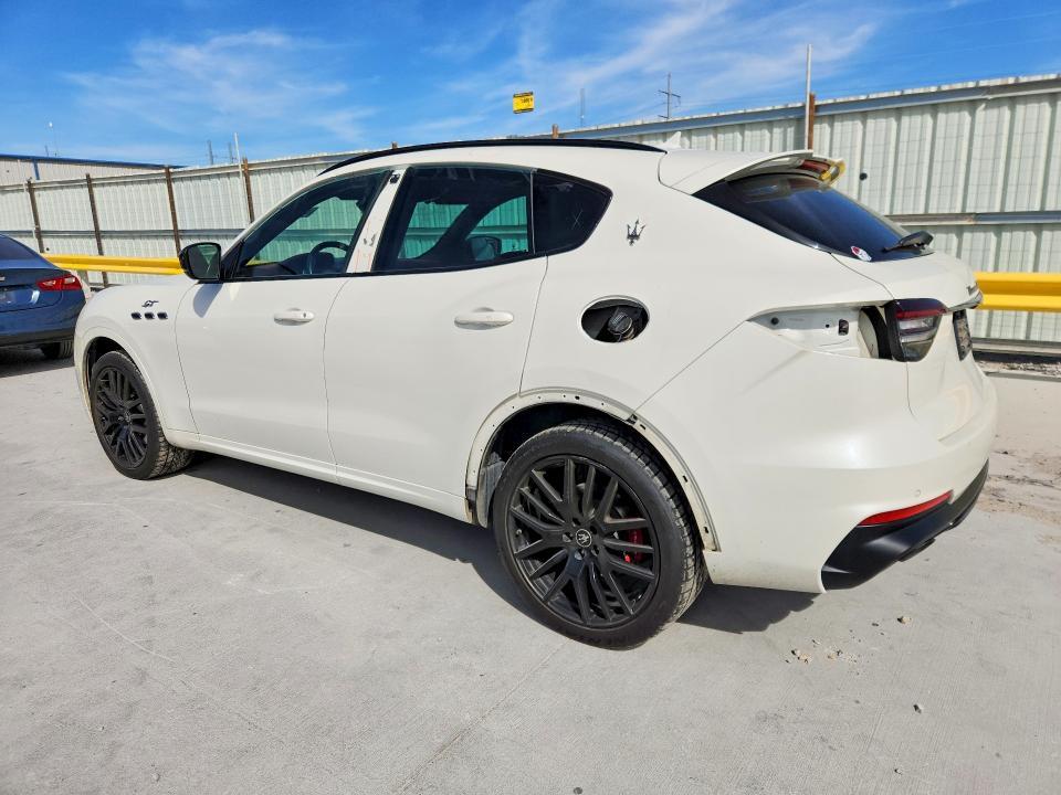 2022 Maserati Levante Base