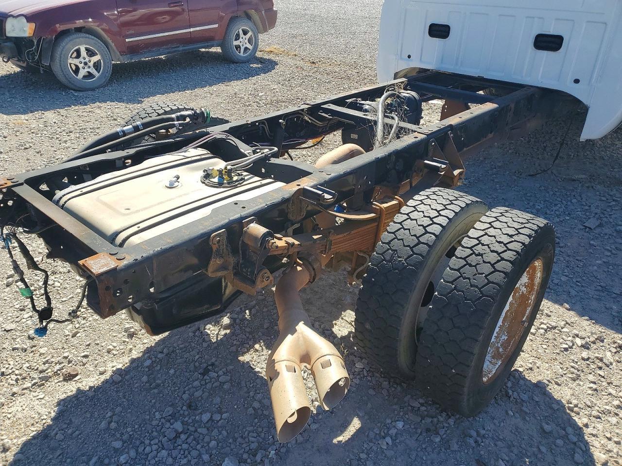 2011 Ford F550 Super Duty Truck Cab AND Chassis