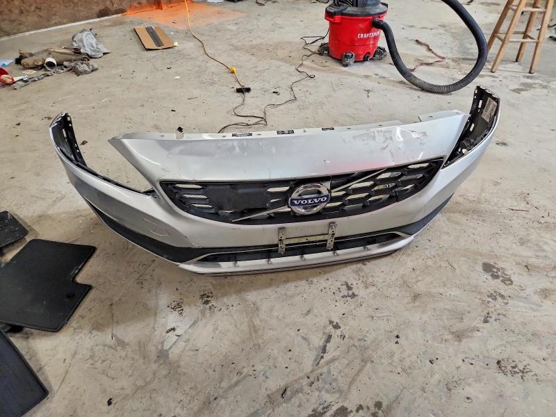 2018 Volvo V60 Cross Country Premier