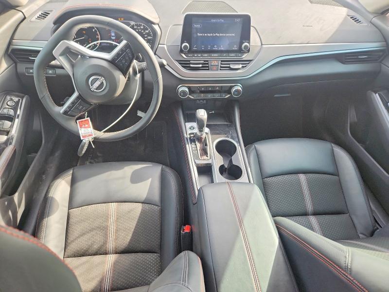 2025 Niss Altima 2.5 sr