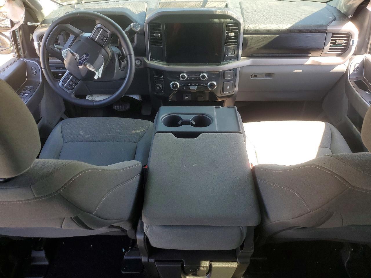 2025 Ford F150 XLT