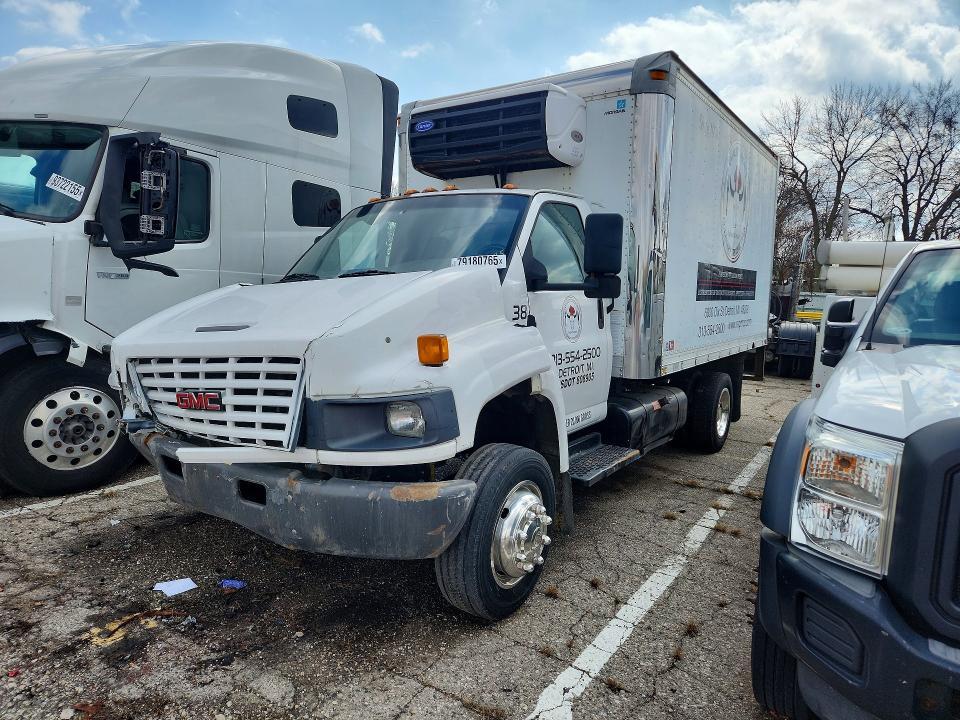 2005 GMC C5500 Refrigerated BOX Truck
