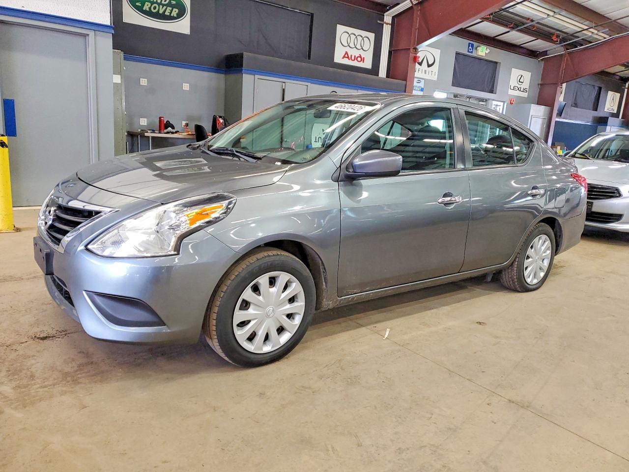 2019 Nissan Versa sv