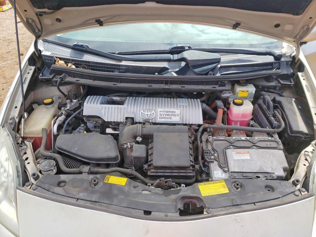 2010 Toyota Prius iii