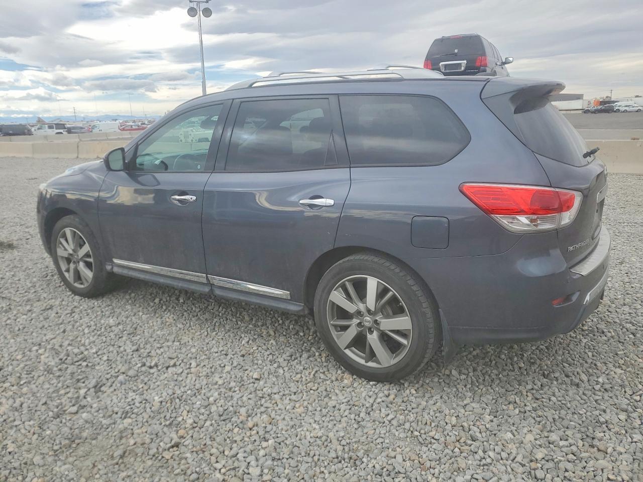 2014 Niss Pathfinder s