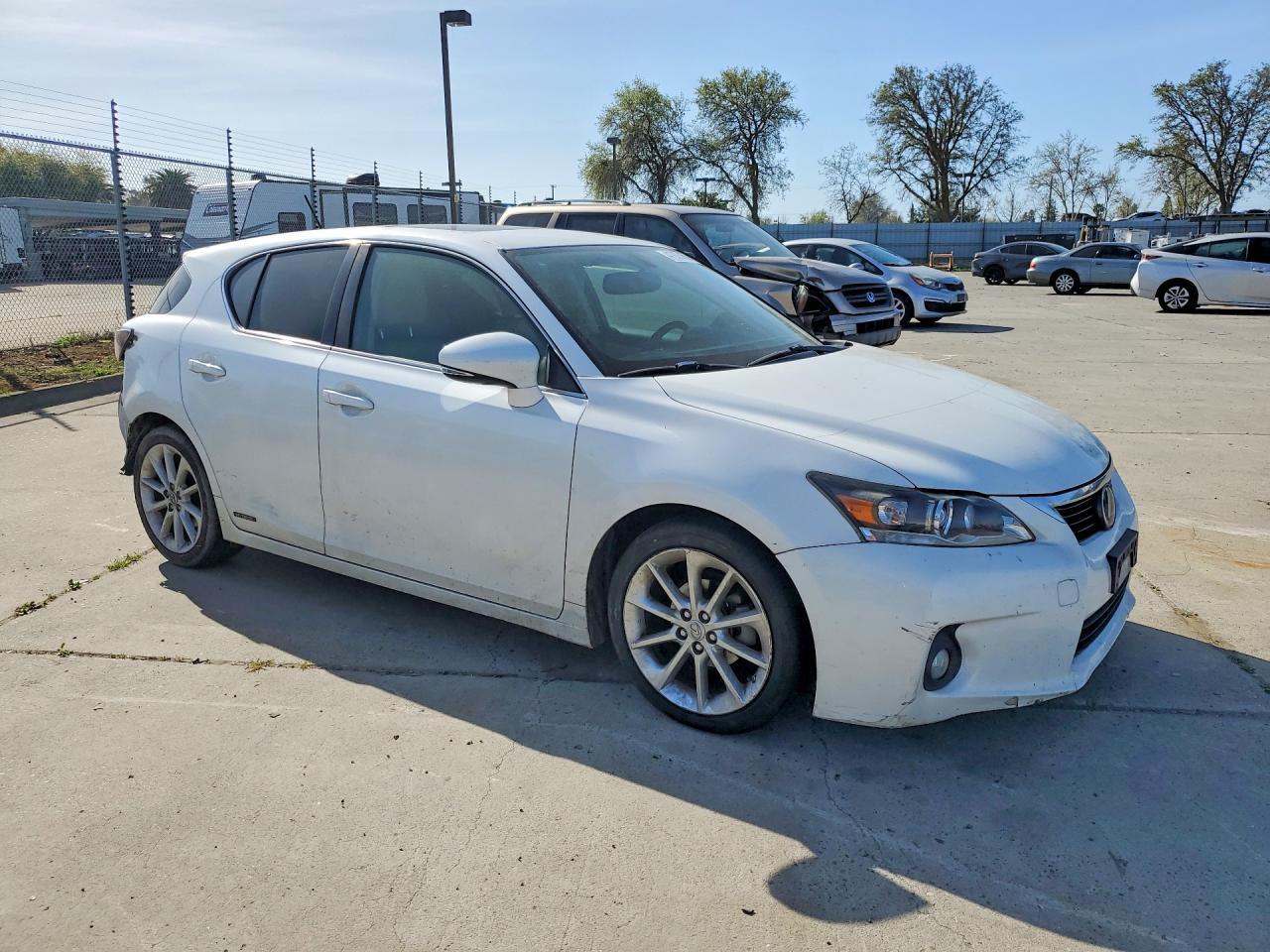 2013 Lexus Ct 200h Base