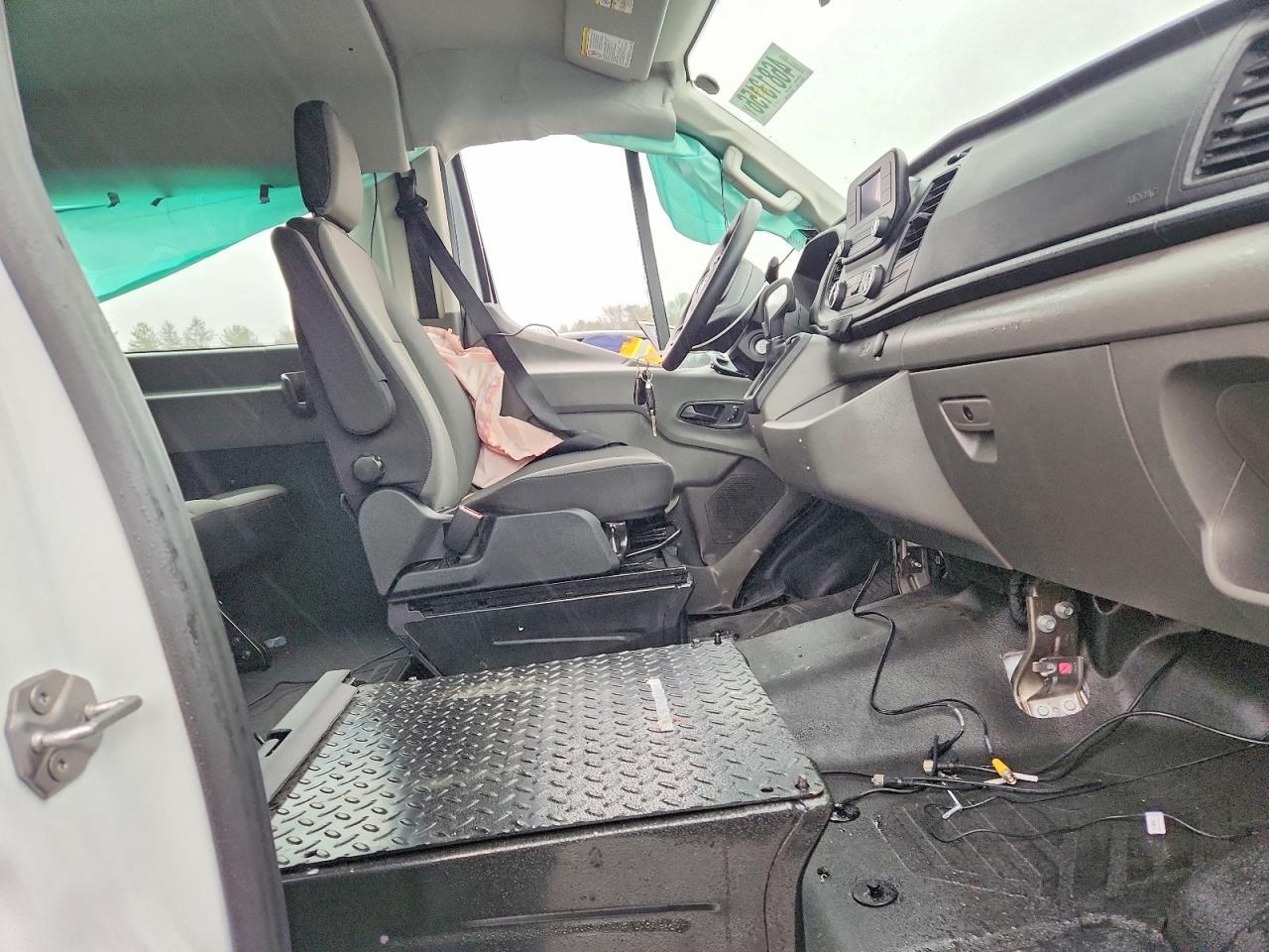 2024 Ford Transit T-350