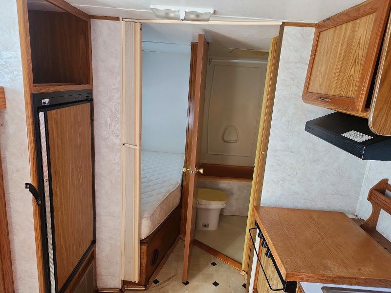 1998 Dutchmen Lite Camper