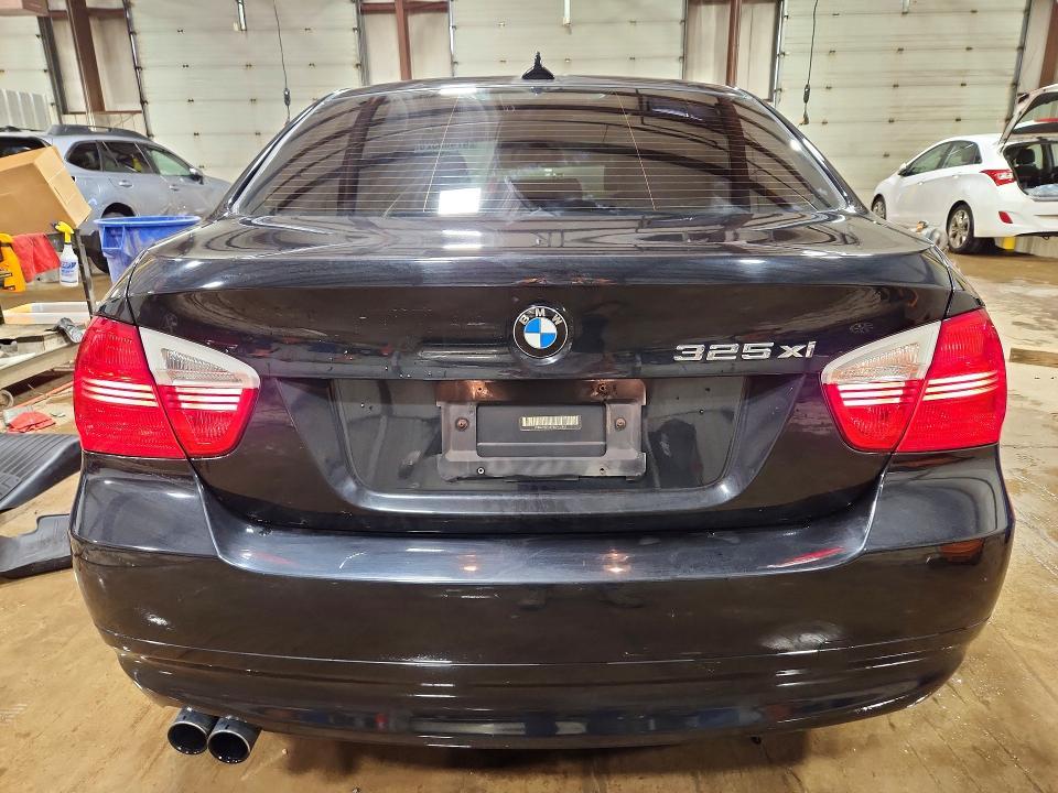 2006 BMW 325 xi