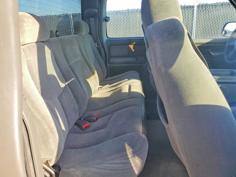 2003 Chevrolet Silverado C1500