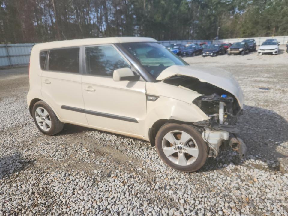 2013 KIA Soul Base