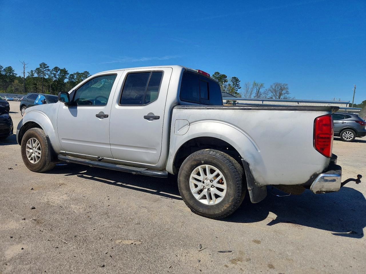 2017 Nissan Frontier SV