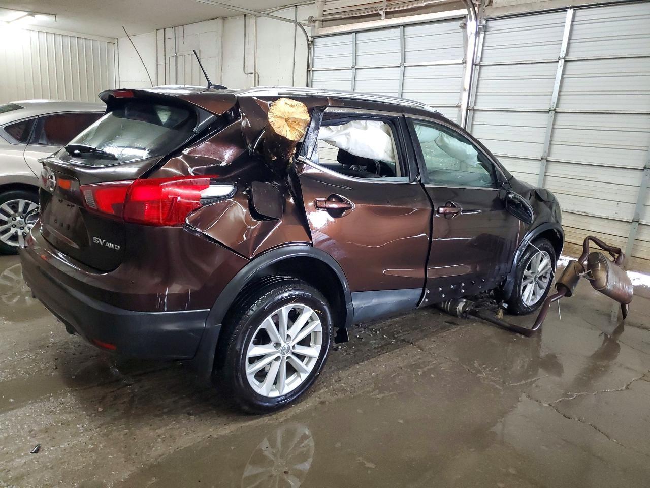 2017 Nissan Rogue Sport sv