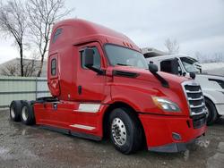 Salvage cars for sale from Copart Leroy, NY: 2019 Freigliner 2019 Freightliner Cascadia-Semi Truck