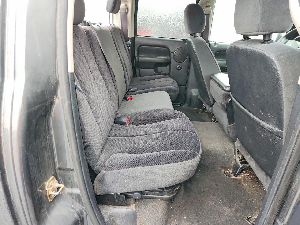 2004 Dodge RAM 2500 ST