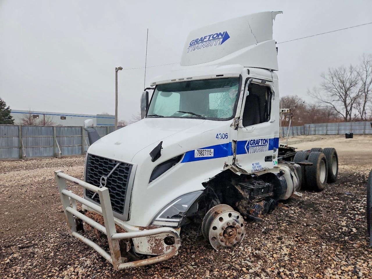 2019 Volvo VNR Semi Truck