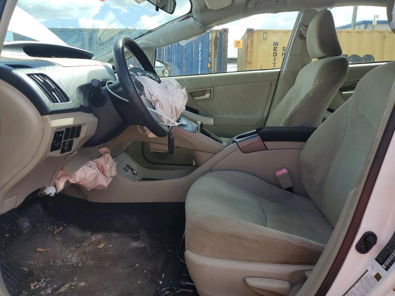 2013 Toyota Prius two