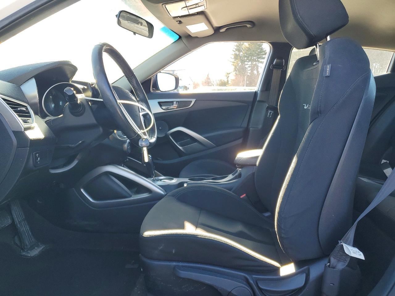 2017 Hyundai Veloster Base