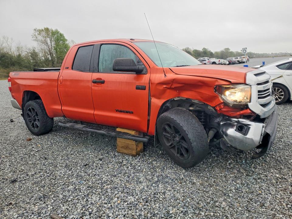 2017 Toyota Tundra SR5