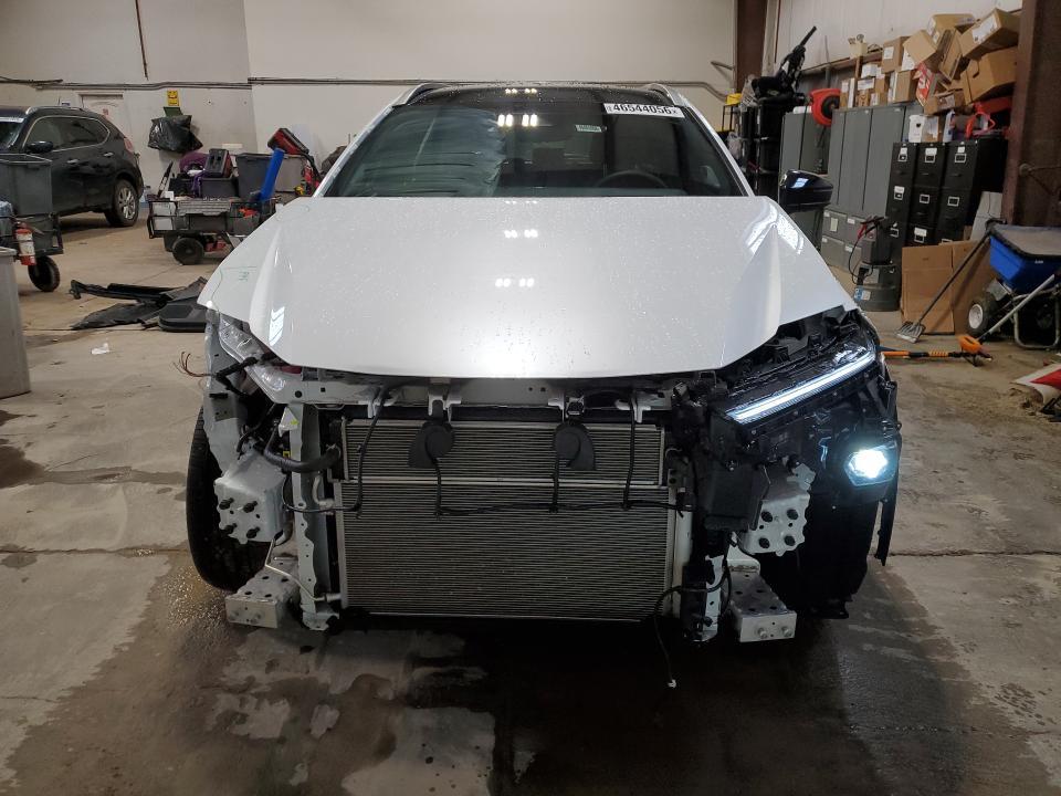 2025 Toyota Crown Signia xle