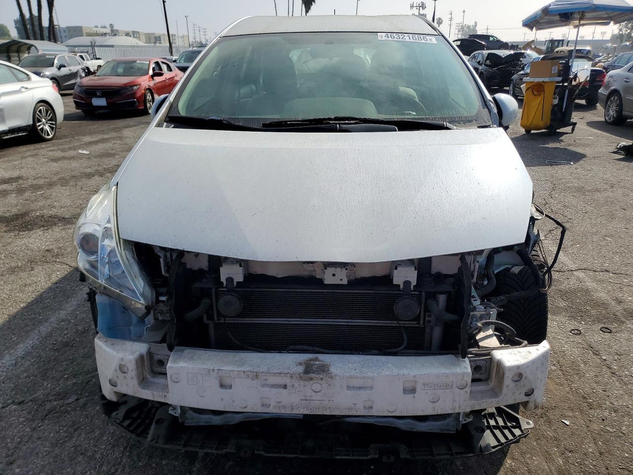 2013 Toyota Prius v Three