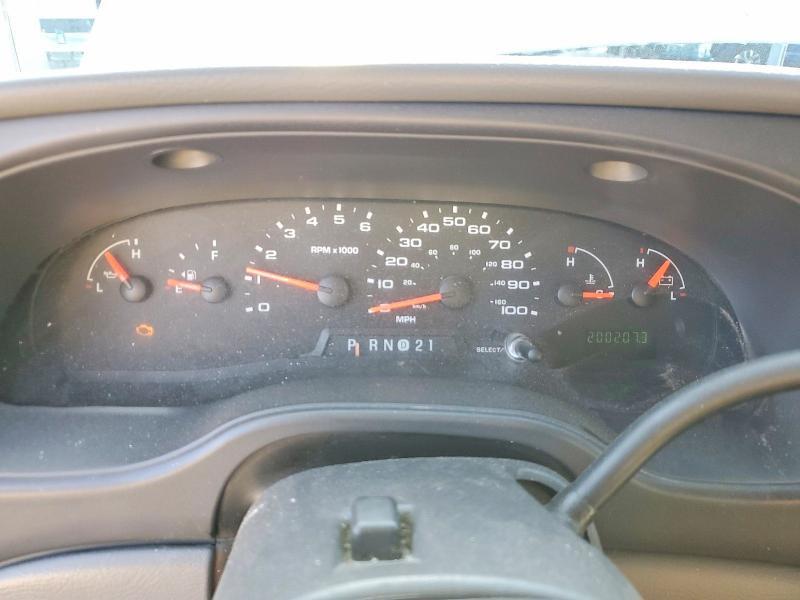 2004 Ford F550 Super Duty Delivery Van
