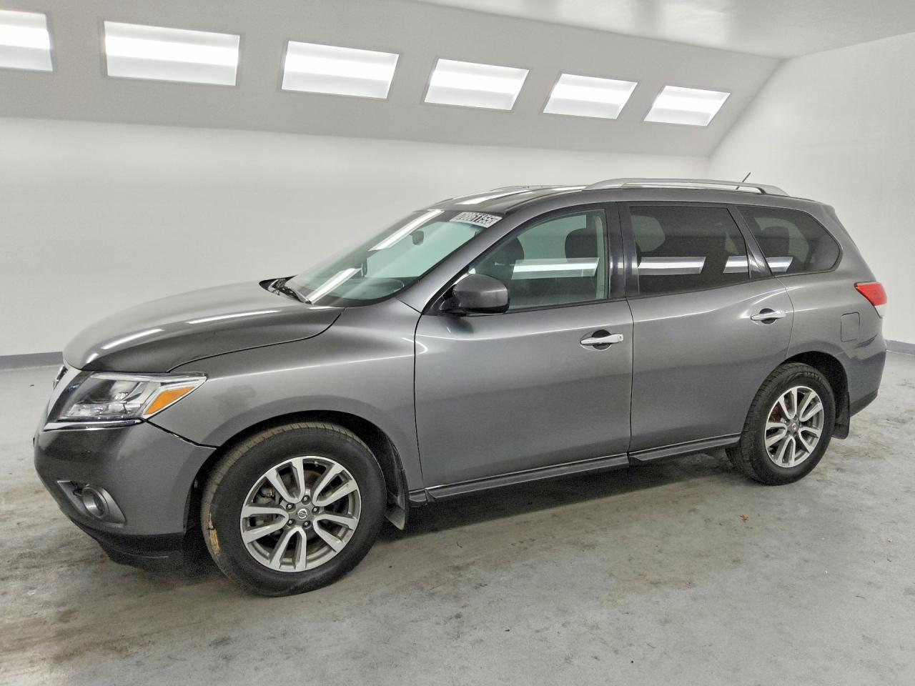 2016 Nissan Pathfinder s