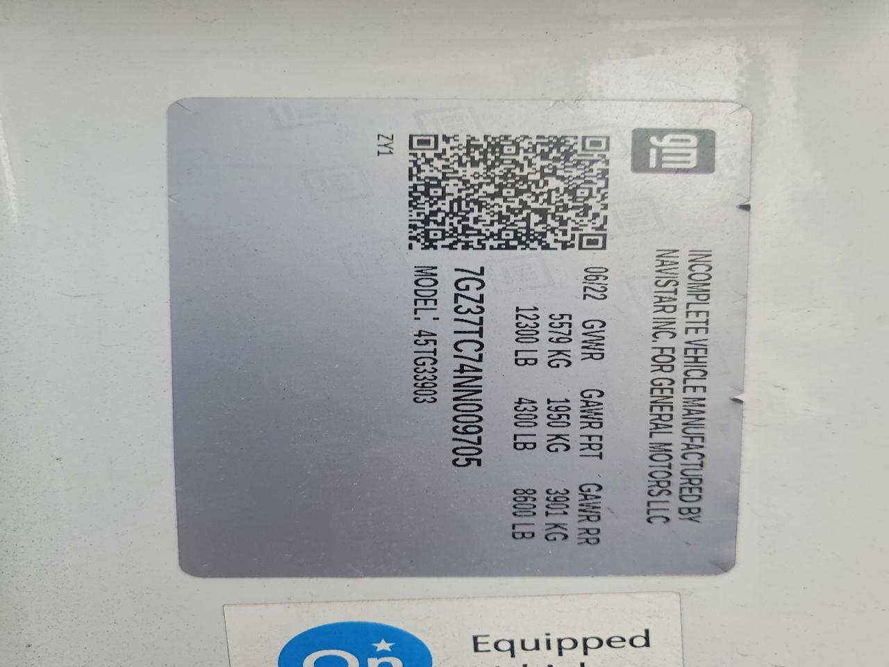 2022 GMC Savana BOX Truck