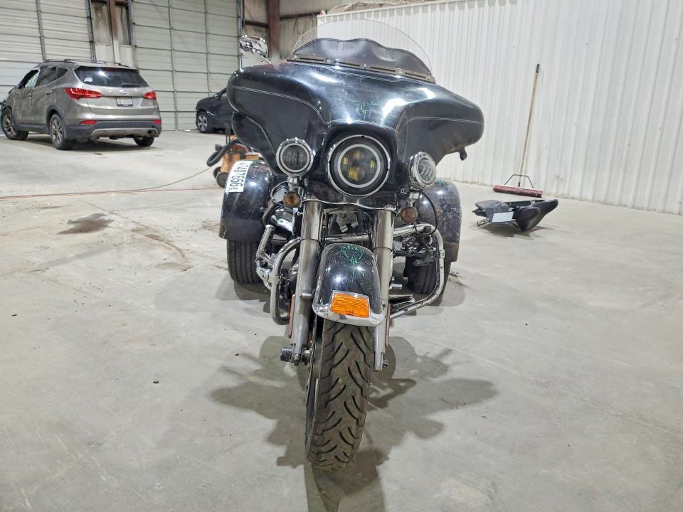 2010 Harley-Davidson Flhtcutg