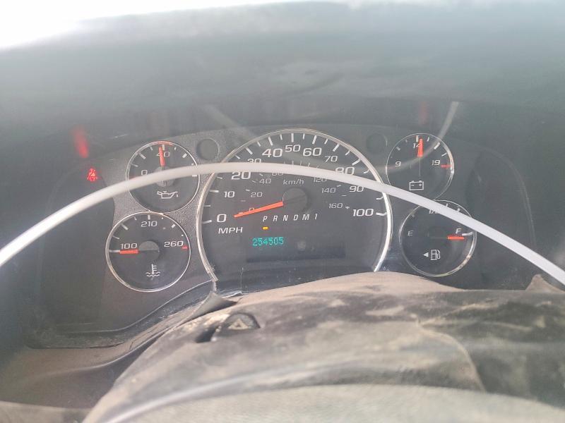 2013 Chevrolet Express BOX Truck